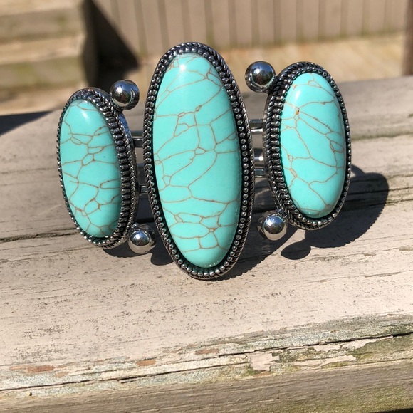 Plunder Jewelry - Plunder turquoise bangle bracelet